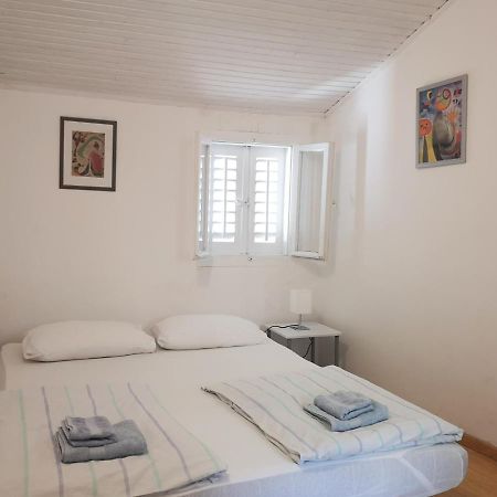 Tiny Room Πιράν Εξωτερικό φωτογραφία
